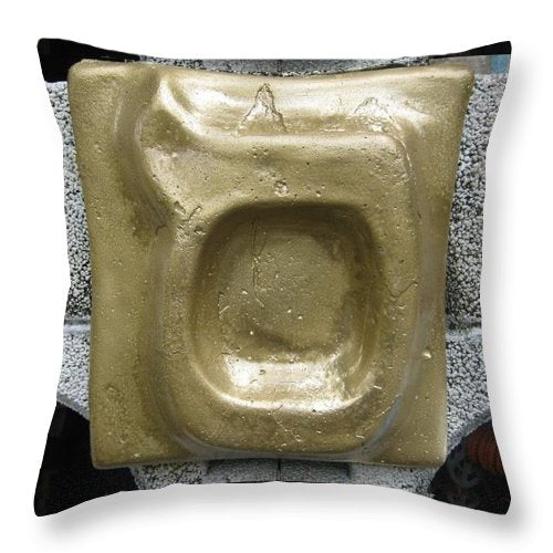 Golden SAMEKH - Throw Pillow - ALEFBET - THE HEBREW LETTERS ART GALLERY