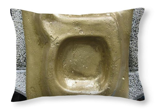Golden SAMEKH - Throw Pillow - ALEFBET - THE HEBREW LETTERS ART GALLERY