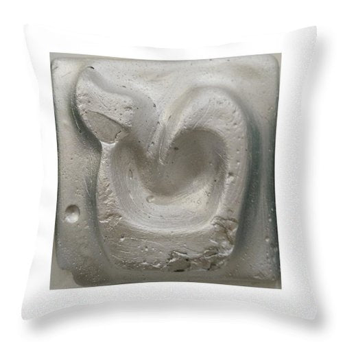 Silver TET - Throw Pillow - ALEFBET - THE HEBREW LETTERS ART GALLERY
